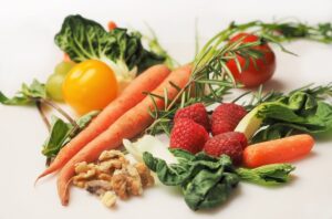 Frutas y verduras: alimentos óptimos para tratar la gota